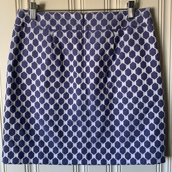 Loft Purple Geometric Short Lined Skirt Size 6P Like NEW - Picture 5 of 13